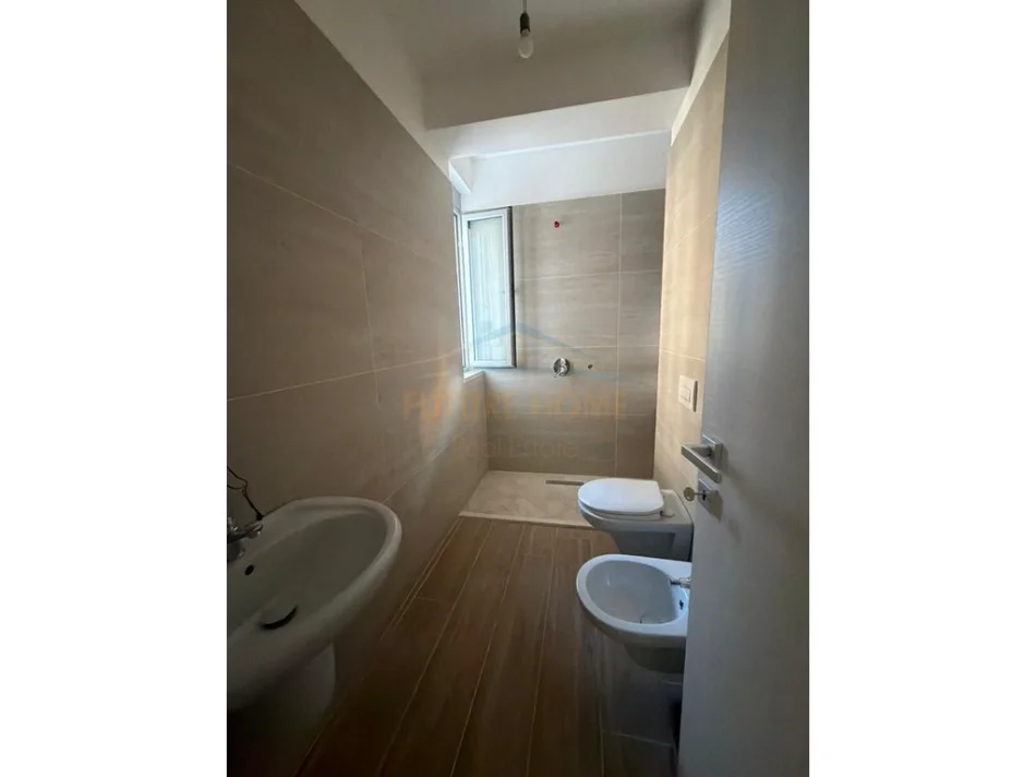 Durres, shitet apartament 1+1+Ballkon Kati 4, 58 m² 82.000 € 