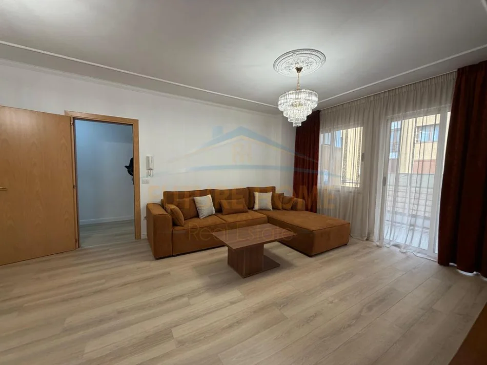 Tirane, shes apartament 2+1 Kati 3, 100 m² 163.000 € (Lin, Yzberisht)