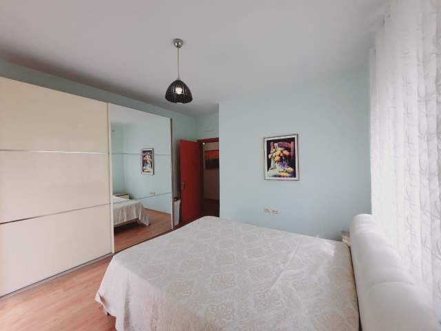 Tirane, jepet me qera apartament 2+1+BLK Kati 3, 115 m² 750 Euro (Kopshti Zoologjik)