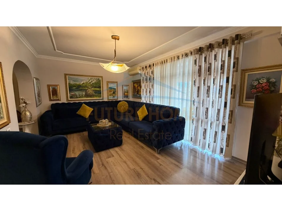 Tirane, shitet apartament 2+1 Kati 4, 104 m² 225.000 € (21 Dhjetori)