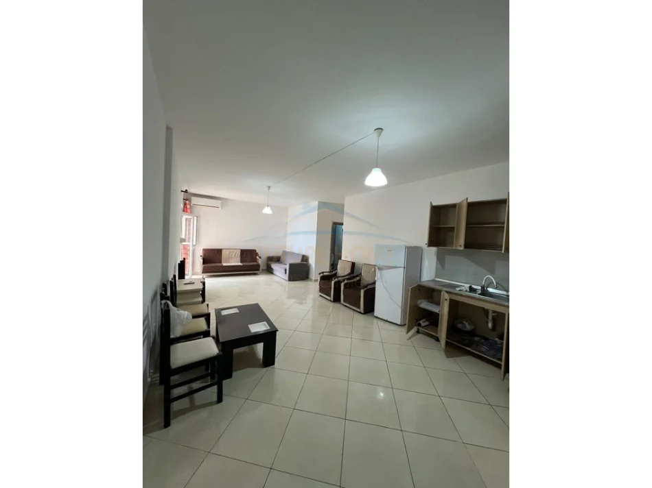 Durres, shitet apartament 1+1 Kati 5, 85 m² 170.000 € (Plazh, Durrës)