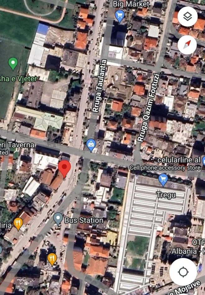 Kavaje, shitet 5+1+Aneks+Ballkon Kati 3, 391 m² 250.000 € (Buze kryqezimit te agjensia,Kavaje)