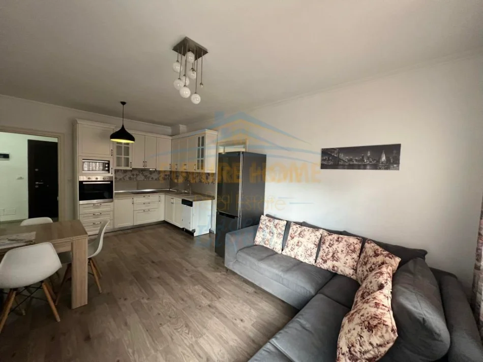 Tirane, shitet apartament 2+1+Aneks+Ballkon Kati 8, 86 m² 140.000 € (ASTIR)