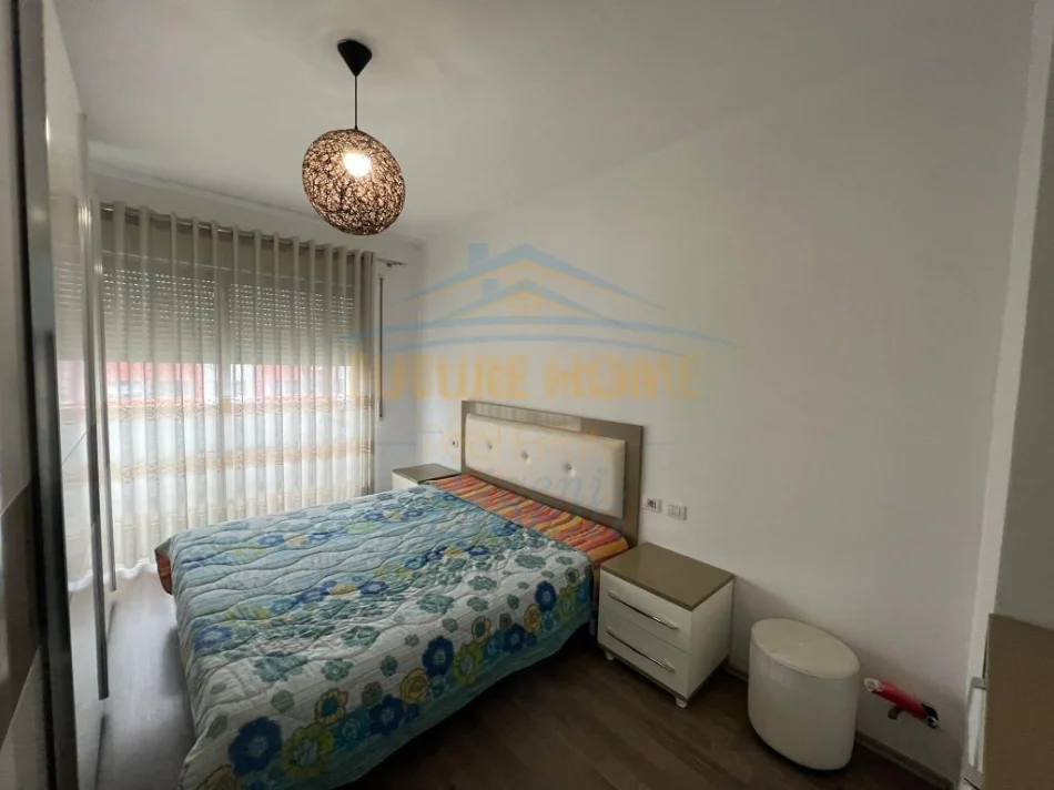 Tirane, shitet apartament 2+1 Kati 8, 87 m² 140.000 € 