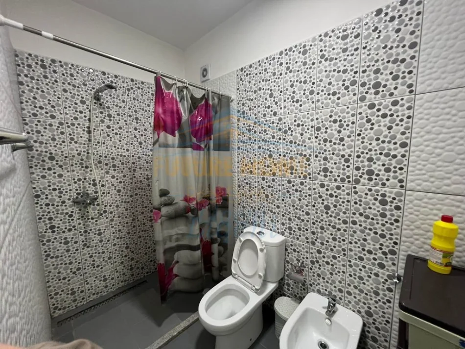 Tirane, shitet apartament 2+1 Kati 8, 87 m² 140.000 € (Unaza E Re)