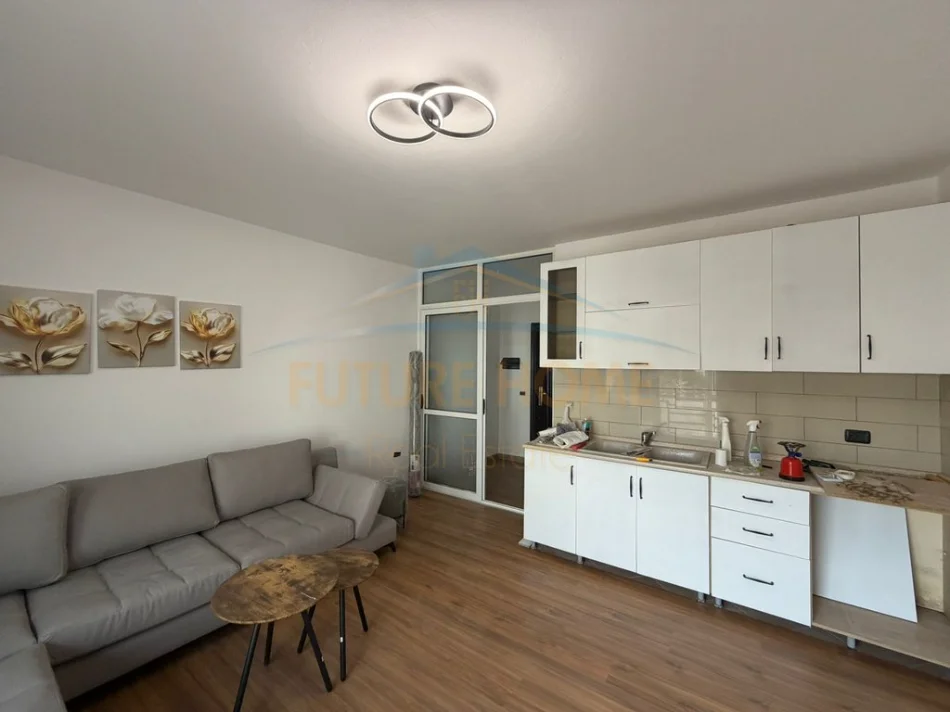 Durres, shitet apartament 1+1+Ballkon Kati 3, 74 m² 115.000 € 