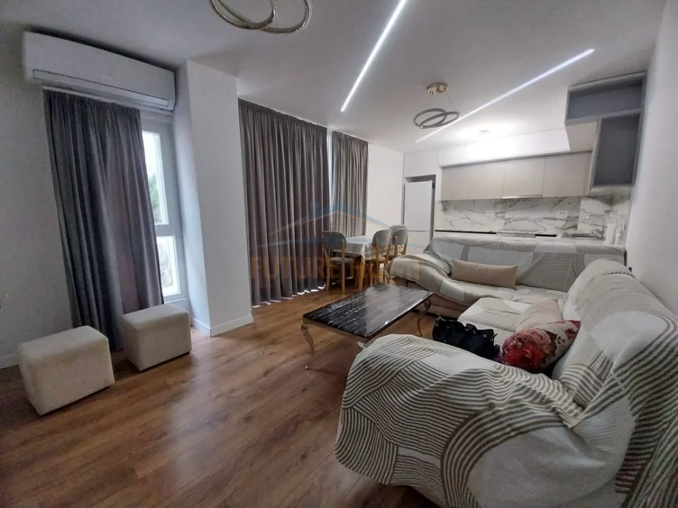 Tirane, jepet me qera apartament 2+1 Kati 2, 100 m² (rruga e kavajes)