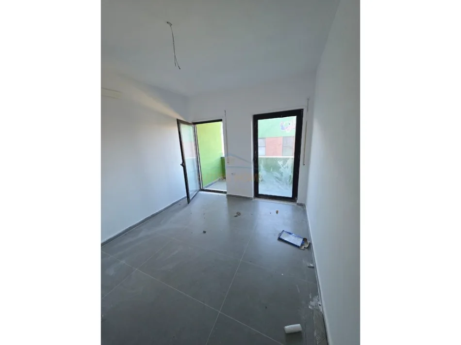 Tirane, shitet apartament duplex Dublex Kati 2, 187 m² 480.000 € (Kodra e Diellit)