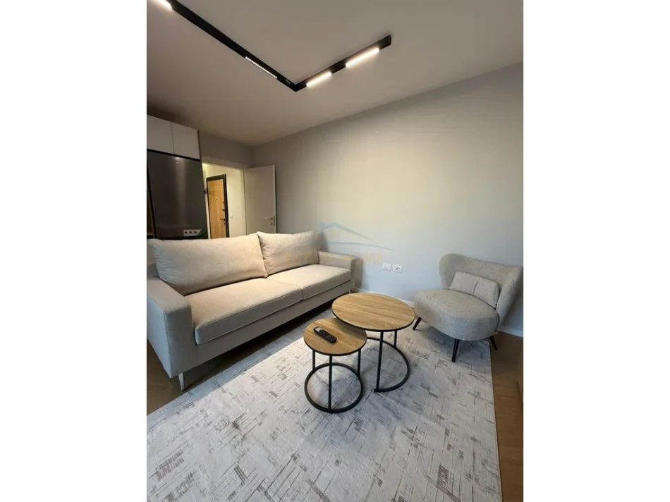 Tirane, shitet apartament 1+1 Kati 4, 53 m² 149.000 € (Rruga Siri Kodra)