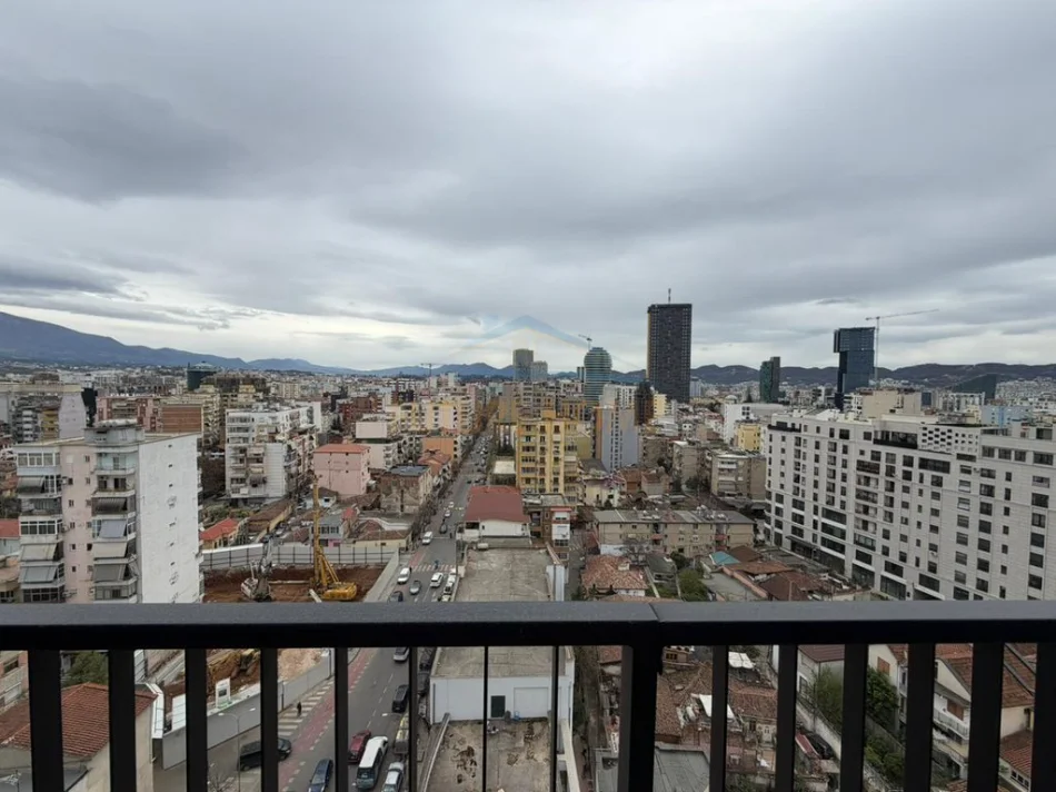 Tirane, jepet me qera apartament 2+1 Kati 12, 82 m² 1.300 € (Rruga e Barrikadave)