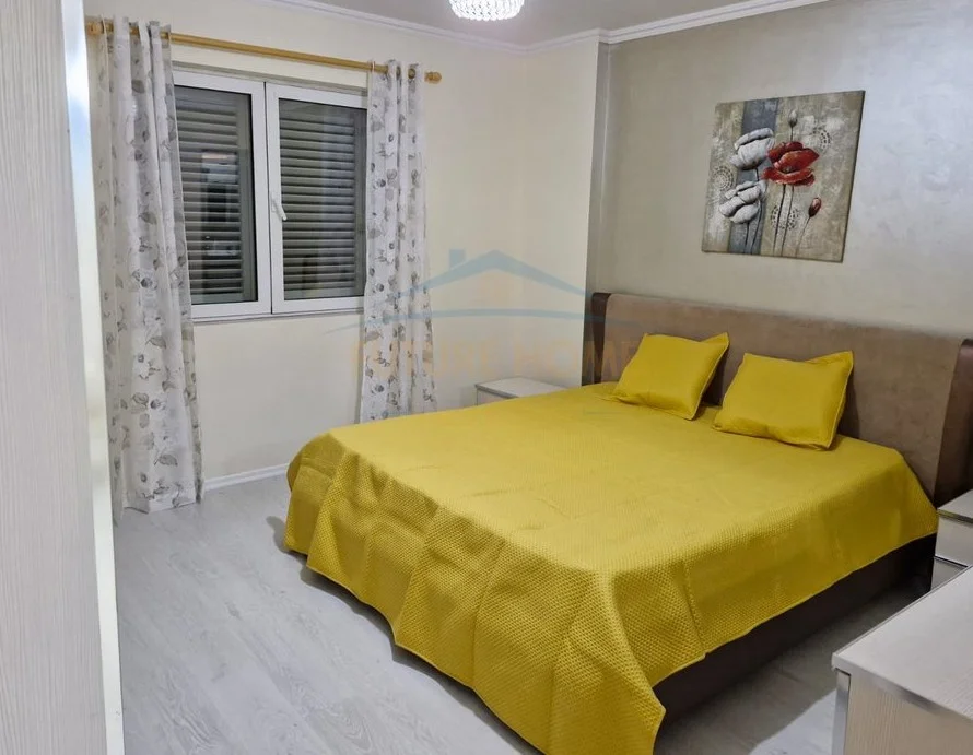 Tirane, shes apartament 3+1+Ballkon Kati 3, 126 m² 219.000 € (Porcelan)