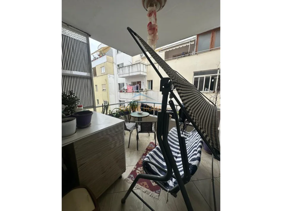 Tirane, shitet apartament 2+1 Kati 7, 102 m² 160.000 € (FRESKU)