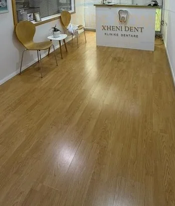 Tirane, jepet me qera ambjent biznesi Kati 1, 54 m² 400 € (Unaza e re)