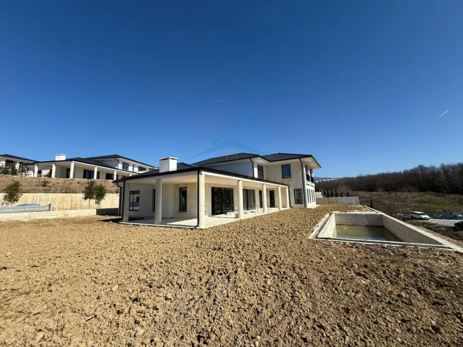 Tirane, shes apartament 3 Katshe Kati 0, 1.261 m² (teg)