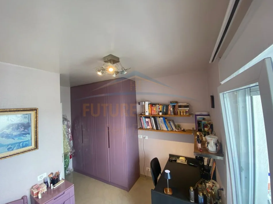 Tirane, shitet apartament 3+1+Ballkon Kati 9, 98 m² 290.000 € (21 Dhjetori)