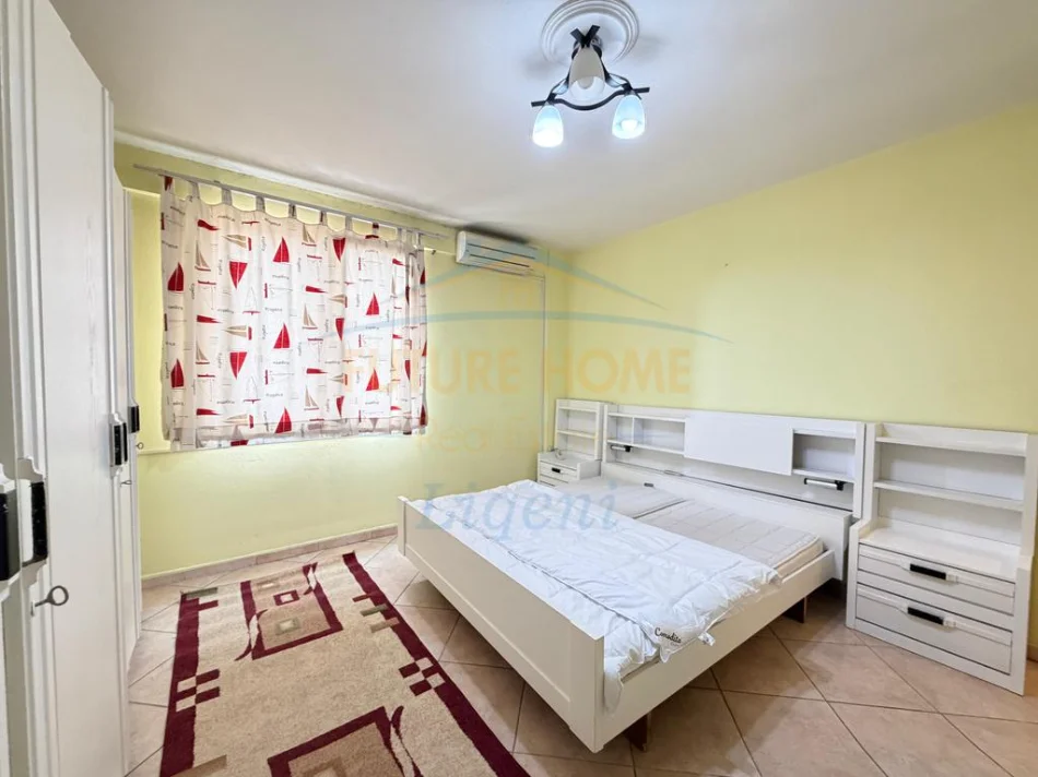 Tirane, shitet apartament 2+1 Kati 8, 106 m² 276.000 € (Pazari i Ri, Prane Zyres se Punes)