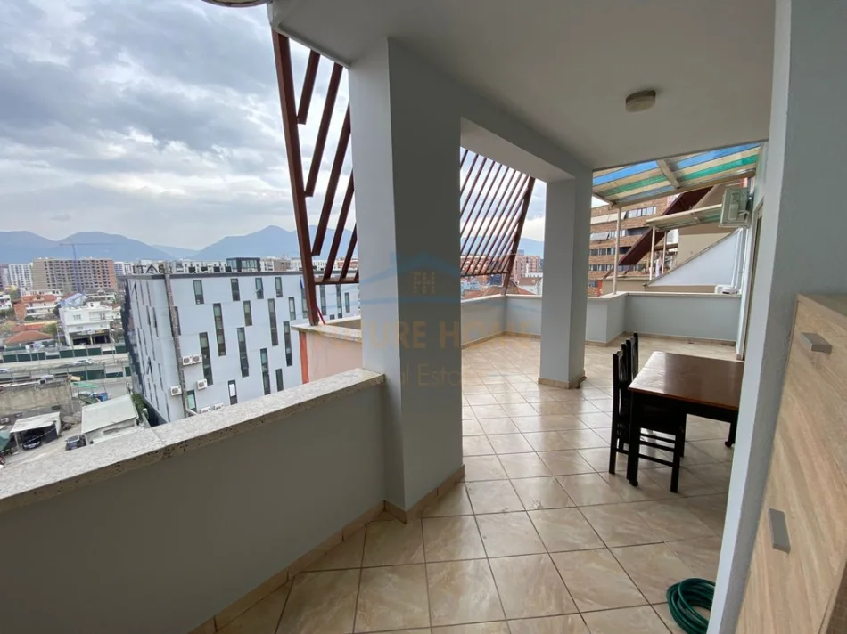 Tirane, jepet me qera apartament 2+1+Ballkon , 90 m² 600 € (Apartament 2+1, Unaza e Re, Tirane .)