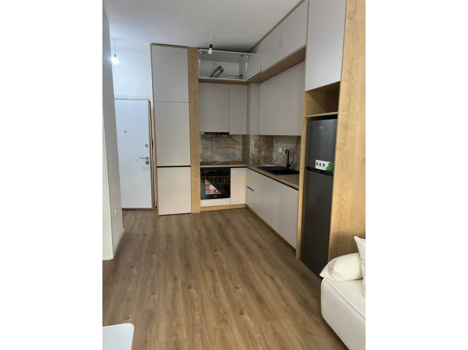Shqiperi, jepet me qera apartament 1+1 Kati 2, 48 m² 400 € (Residenca Kadiu, Ali Demi)
