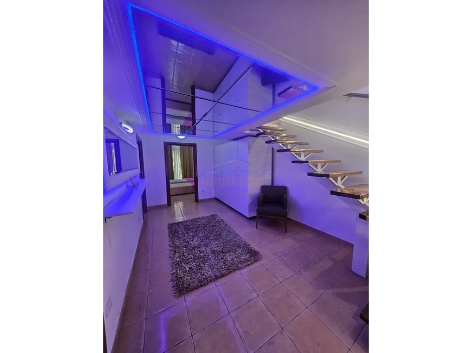 Shqiperi, jepet me qera apartament 2+1 Kati 1, 145 m² 500 € (yzberisht)