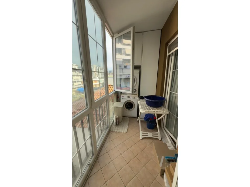 Tirane, shitet apartament 1+1+Aneks+Ballkon Kati 2, 66 m² 135.000 € (unaza e re astir prane bar santana)