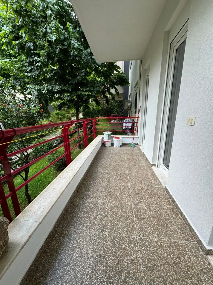 Shqiperi, shitet apartament 2+1+Ballkon Kati 1, 83 m² 145000 € (Liqeni i Thate)