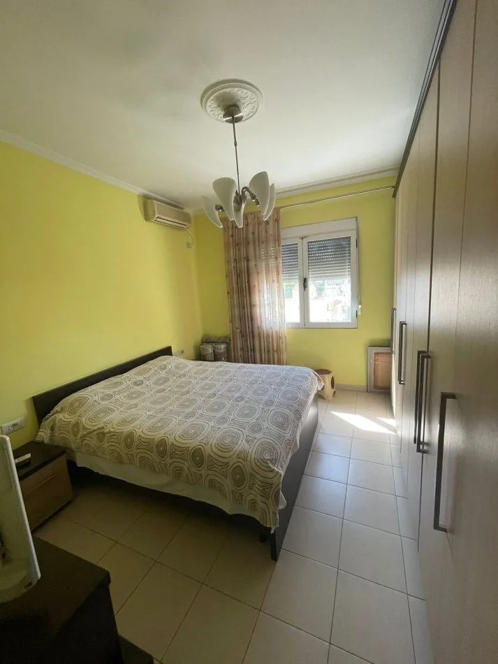 Tirane, shes apartament duplex 3+1+Aneks+Ballkon Kati 5, 106 m² 180.000 € (Rruga bardhyl)