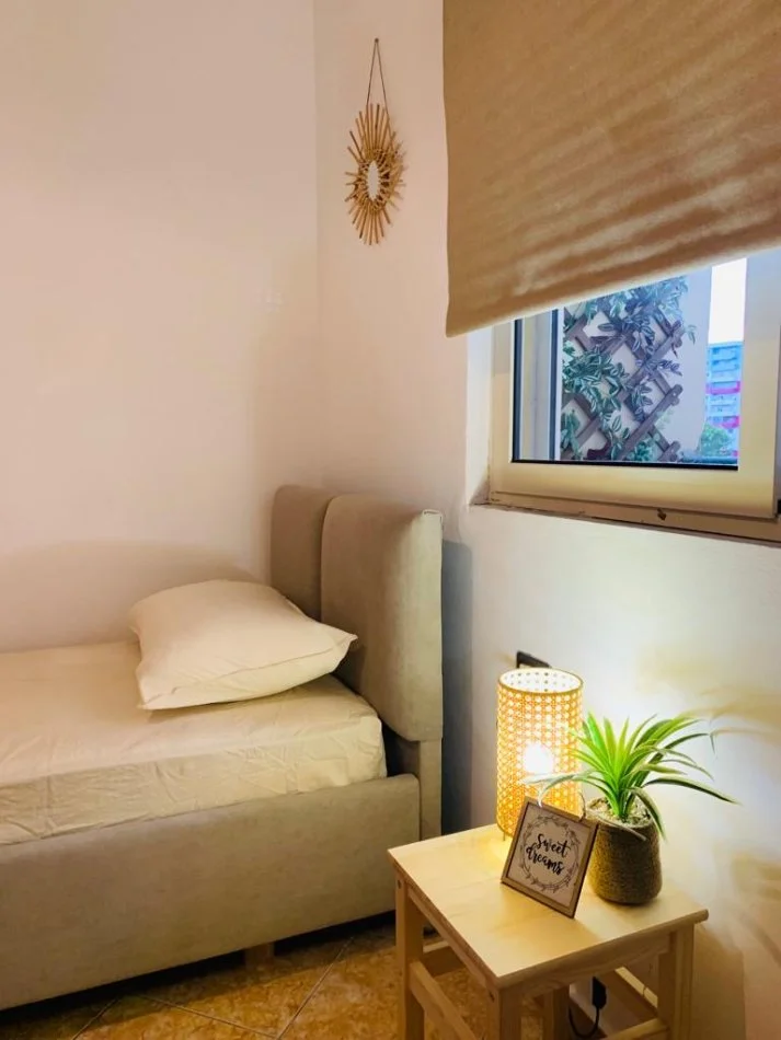 Vlore, jepet me qera apartament 2+1+Ballkon Kati 4, 98 m² 440 € (Gjergj Arianiti)