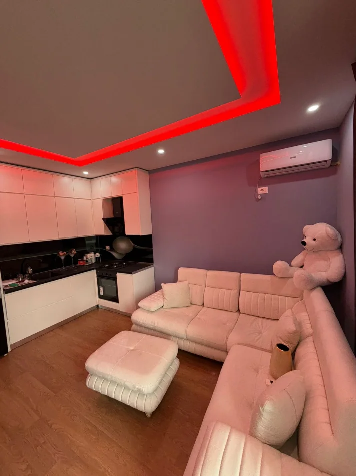 Durres, shitet apartament 1+1+Ballkon Kati 3, 75 m² 75.000 € (Shkembi kavajes)