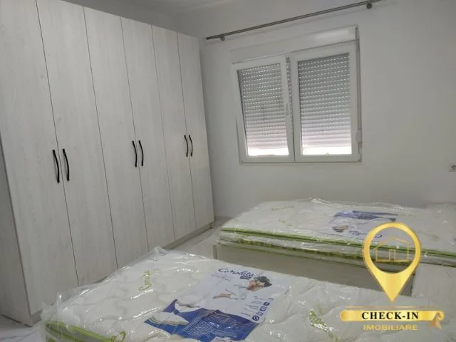 Tirane, jepet me qera apartament 2+1+Aneks+Ballkon Kati 2, 84 m² 620 € (Rruga e Dibres)
