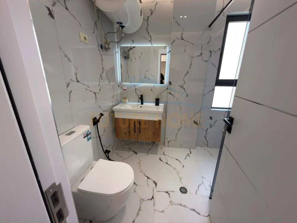 Tirane, shitet apartament 2+1 Kati 7, 116 m² 265.000 € (Pallati me Shigjeta)