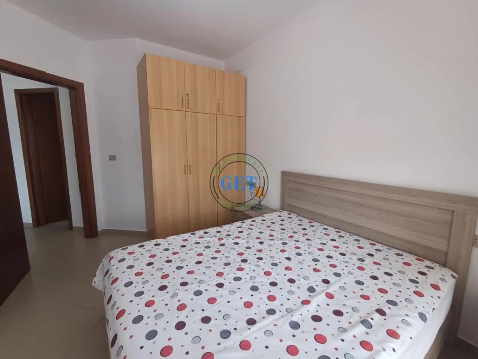 Durres, jepet me qera apartament 1+1 Kati 5, 64 m² 300 € (Plazh Iliria, Durrës)