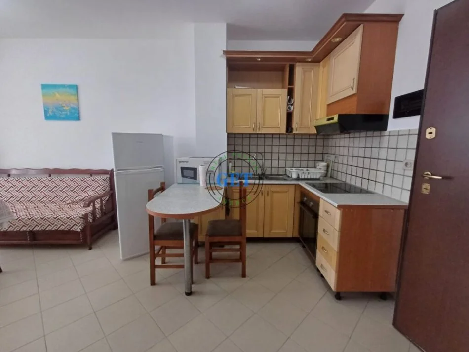 Durres, jepet me qera apartament 1+1 Kati 5, 64 m² 300 € (Plazh Iliria, Durrës)