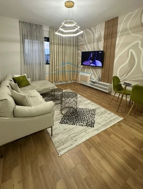 Qera, Apartament Luksoz 1+1, Kompleksi Asl 2, Tiranë.
