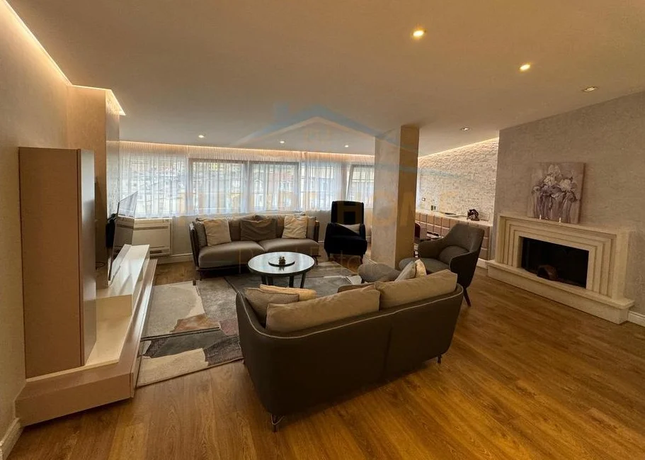 Tirane, shitet apartament 3+1 Kati 6, 180 m² 350.000 € (Rruga e Dajtit)