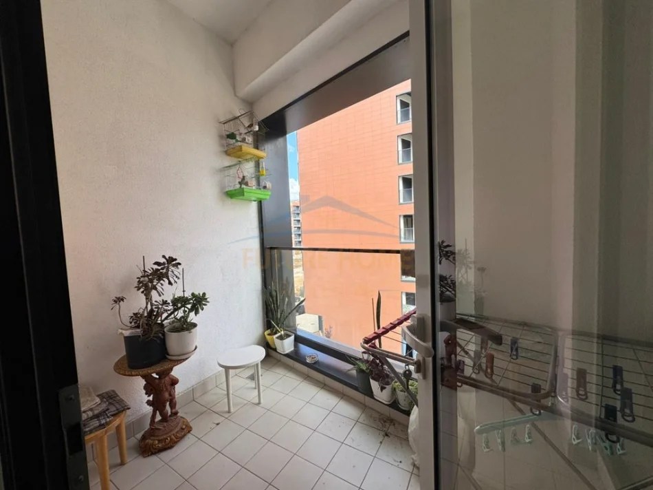 Tirane, jepet me qera apartament 1+1+Ballkon Kati 4, 58 m² 550 € (Jordan Misja)