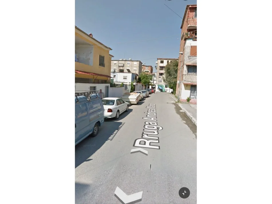 Tirane, shitet apartament 1+1+Ballkon Kati 5, 55 m² 78.000 € (Allias)