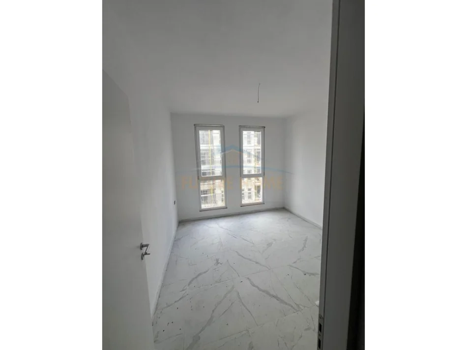 Tirane, shitet apartament 1+1 Kati 5, 53 m² 73.000 € 