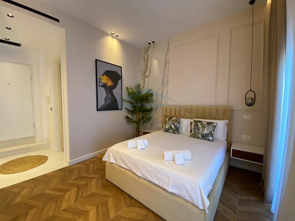 SHITET APARTAMENT 2+1+POST PARKIMI, RADHIME , VLORE