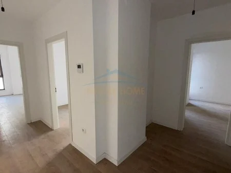 Tirane, shitet apartament 2+1 Kati 4, 106 m² 278250 € (Komuna e Parisit)