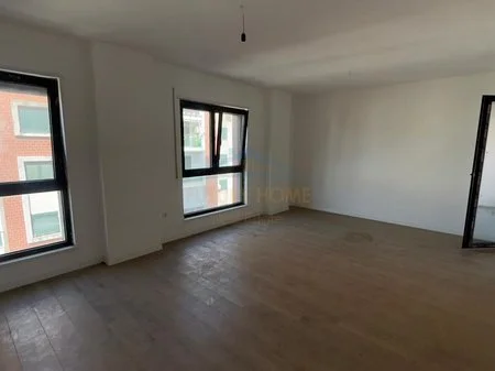 Tirane, shitet apartament 2+1 Kati 4, 106 m² 278250 € (Komuna e Parisit)