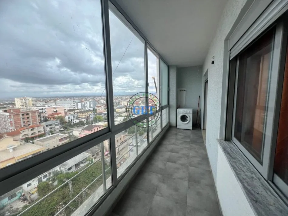 Durres, jepet me qera apartament 1+1 , 65 m² 250 € (UKD, Durres)