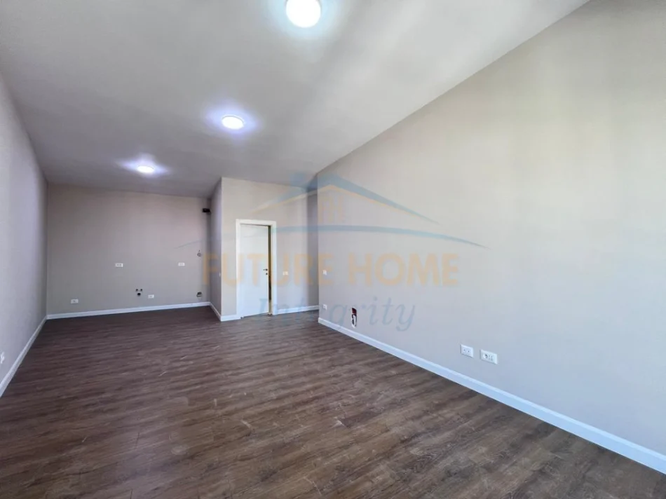 Tirane, shitet apartament 1+1+Ballkon Kati 4, 76 m² (Sauk i Vjeter)