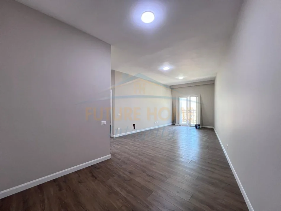 Shqiperi, shitet apartament 1+1+Ballkon Kati 4, 76 m² 138.000 € (SAUK -TEG)