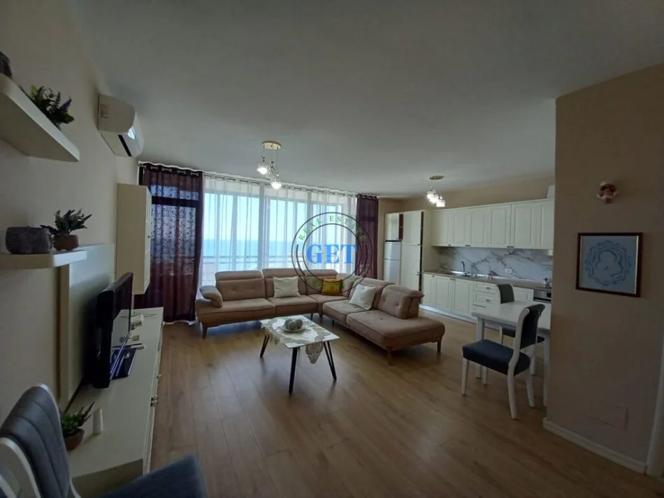 Durres, jepet me qera apartament 2+1+Ballkon Kati 3, 120 m² 650 € (Vila Zogut, Durres)