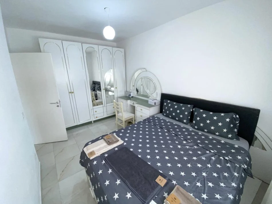 Durres, jepet me qera apartament 1+1 Kati 2, 70 m² (HOTEL ANTALYA,Beach Durres)