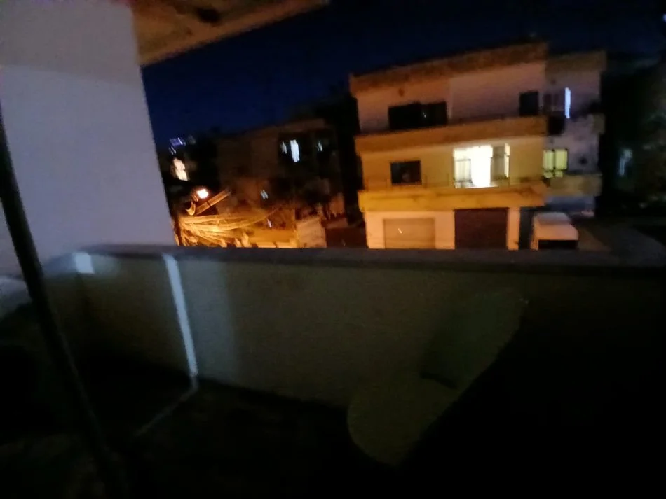 Tirane, jepet me qera apartament 1+1 Kati 2, 280 m² 280 € (21 Dhjetori)