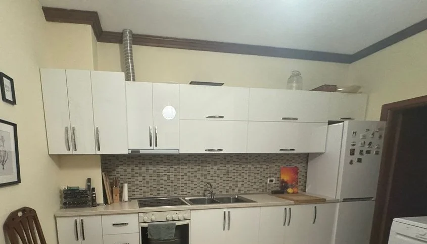Tirane, jepet me qera Vile 2 Katshe , 152 m² 1.500 € (Selvia)