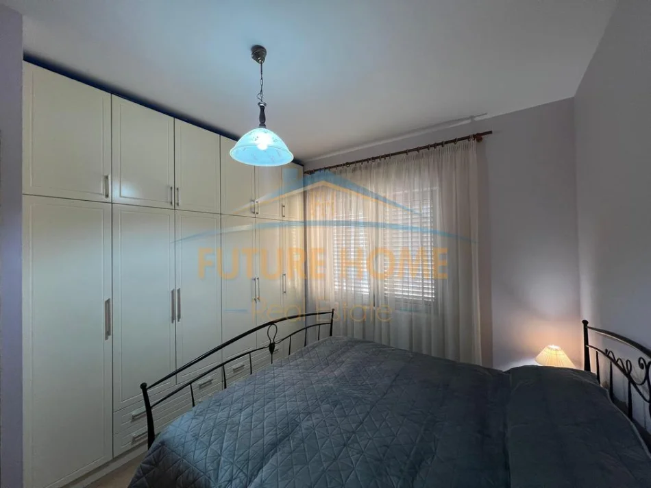 Tirane, jepet me qera apartament 2+1 Kati 5, 95 m² 800 € (Stadiumi Dinamo)