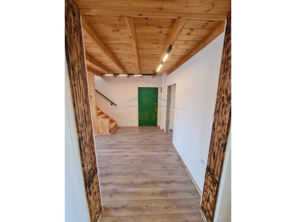 Tirane, jepet me qera ambjent biznesi Kati 0, 1.000 € (kombinat)