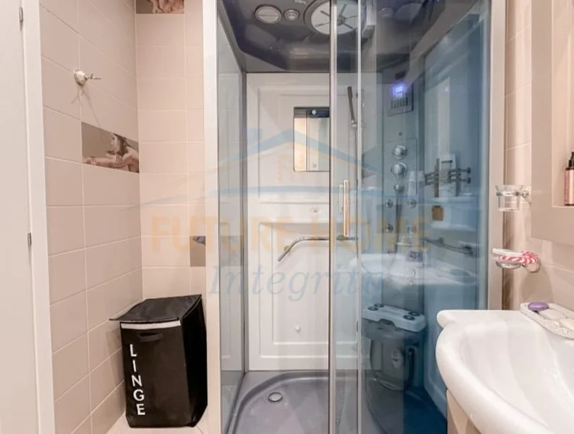 Tirane, jepet me qera apartament 2+1 Kati 2, 90 m² 1.300 € (Kopshti Zoologjik)